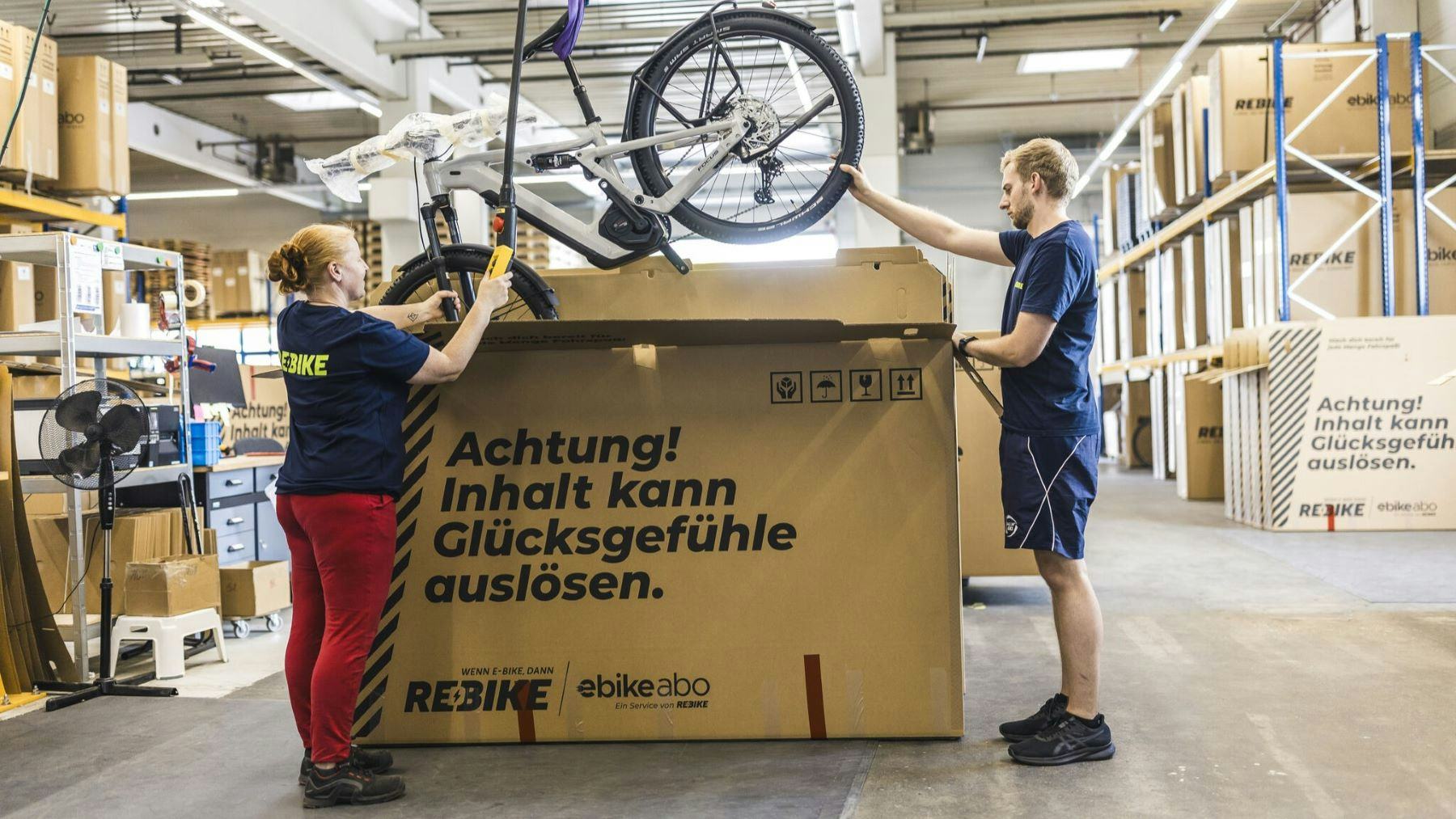 Every year, over 20,000 e-bikes are given a general overhaul in a refurbishment process developed in-house by Rebike and certified by TÜV Rheinland.  - Photo Rebike 