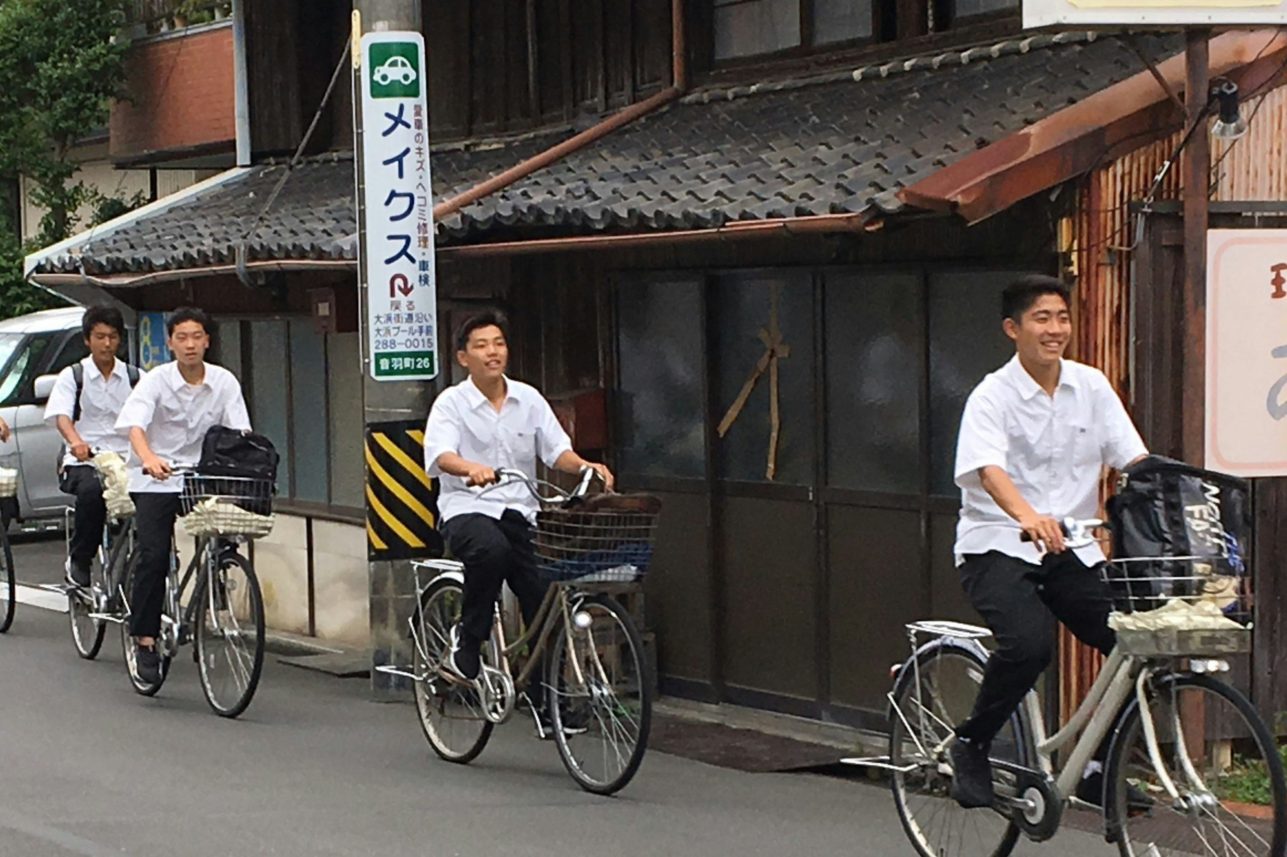 A typical Nippon everyday bike with front basket, drum brake, a few gears or as single speeder. Photo: Jo Beckendorff 