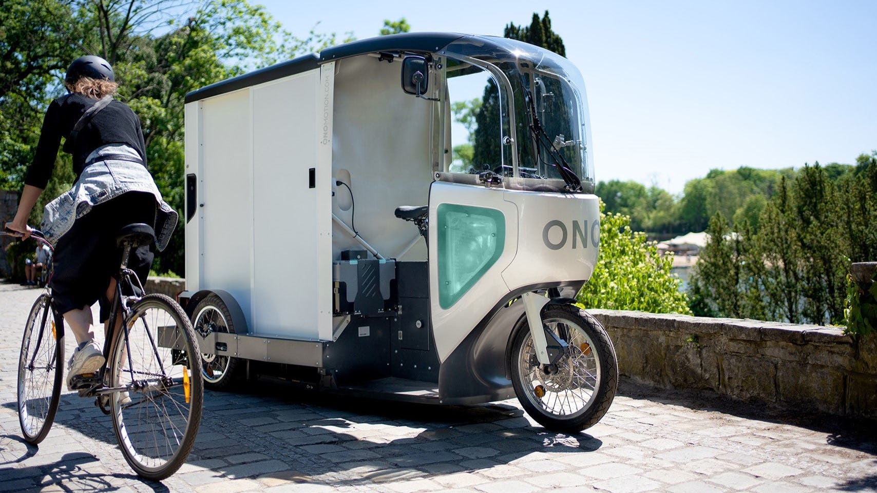 Providing an emission-free alternative to delivery vans, Onomotion's ‘Ono’ heavy-duty e-cargobike. – Photo Emoving